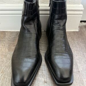 Zara- Men's Black Crocodile Pattern Leather Boots